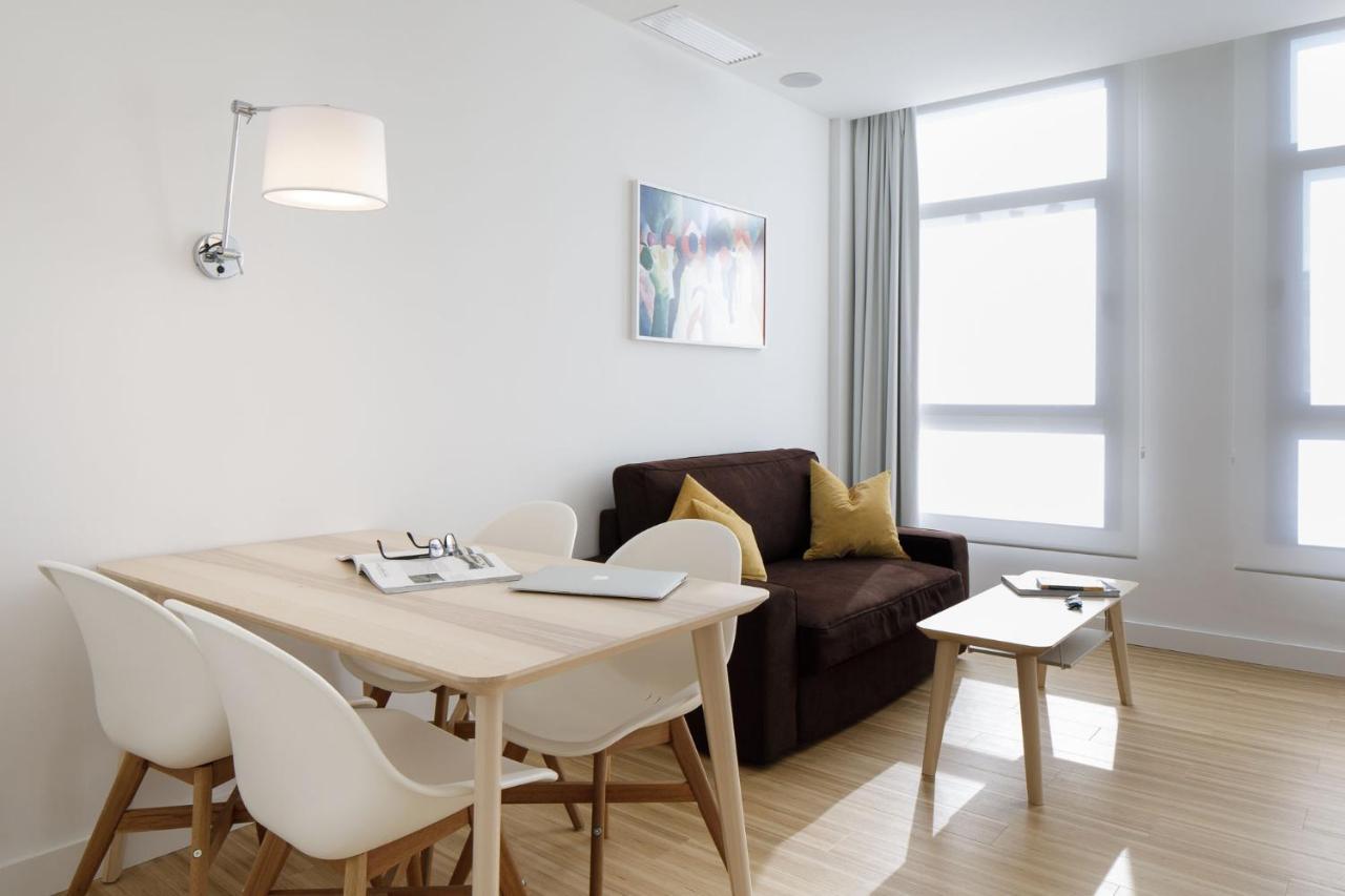 Mush Room Apartamentos Siviglia Esterno foto