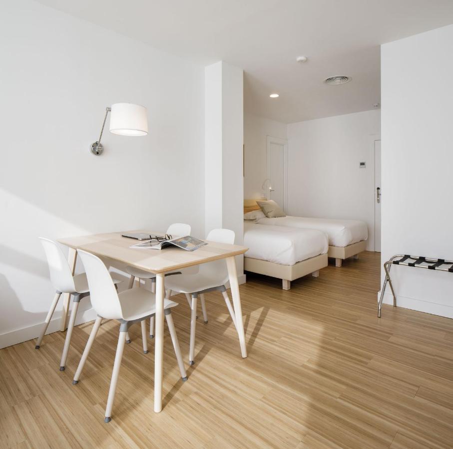 Mush Room Apartamentos Siviglia Esterno foto